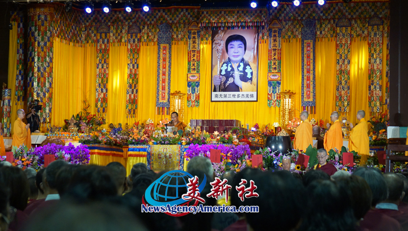 恭迎《南无第三世多杰羌佛经藏总集》圣典法会 在洛杉矶盛大举行-图片9